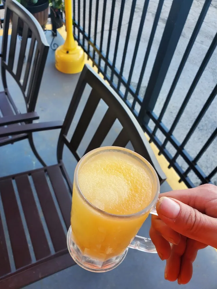 Peach Margarita on Point